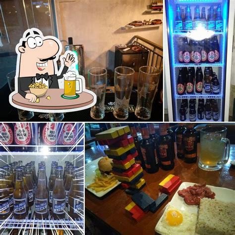 Cubix Boardgame Cafe & Bar .